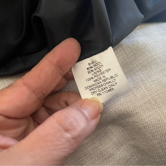 Andrea Brem, Medium, Black Toned Wool Blend Coat, UGC - Picture 2 of 5